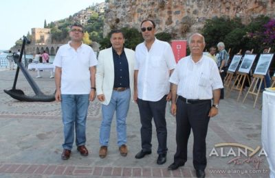 (EN) Başkan Burhan Sili gazetecilere destek verdi