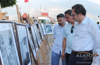 (EN) Başkan Burhan Sili gazetecilere destek verdi