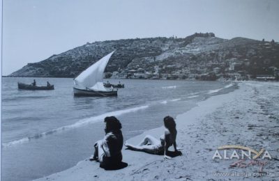 (EN) Başkan Burhan Sili gazetecilere destek verdi