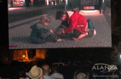 Film festivaline yoğun ilgi