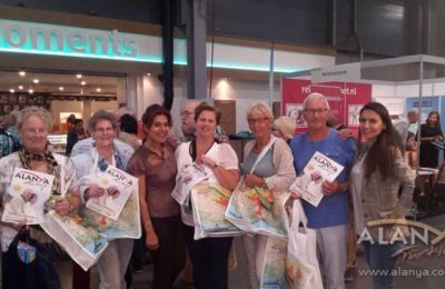 (EN) Hedef yaşlı turist