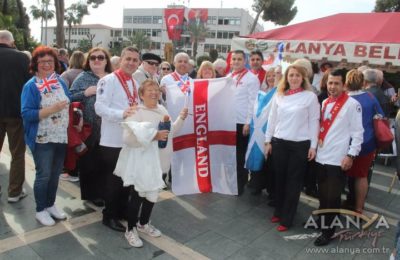 (EN) Dünyaya barış mesajı verdiler