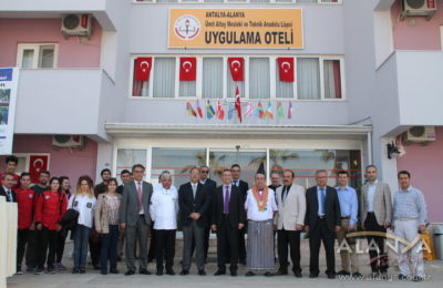 (EN) Geleceğin turizmcileri yarıştı