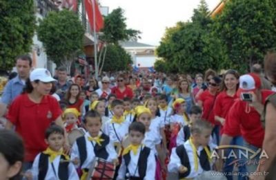 Festival Görkemli Bir Açılışla Başladı